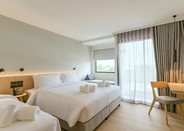 Paak Suvarnabhumi Hotel 4*