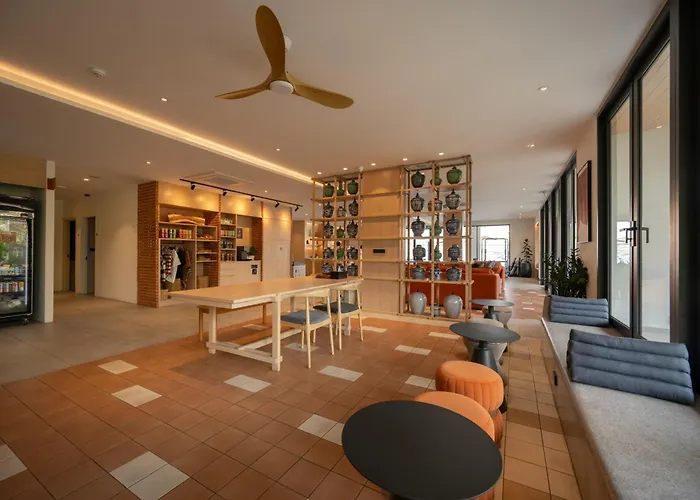 Paak Suvarnabhumi Hotel 4*