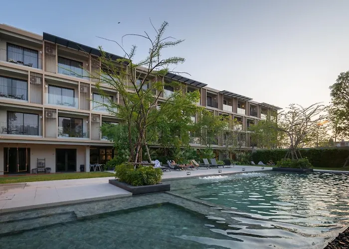 Paak Suvarnabhumi Hotel