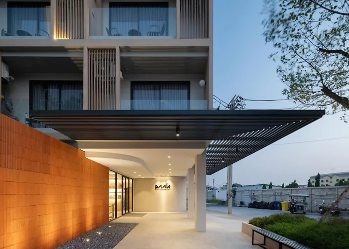 Paak Suvarnabhumi 4*